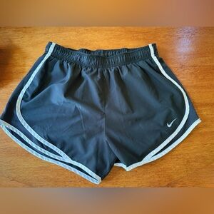 Women’s Nike Athletic Shorts Size L